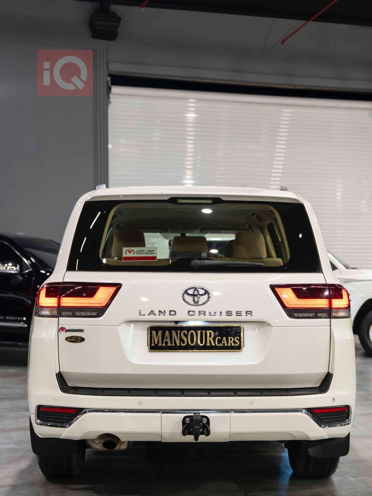 تويوتا لاندكروزر